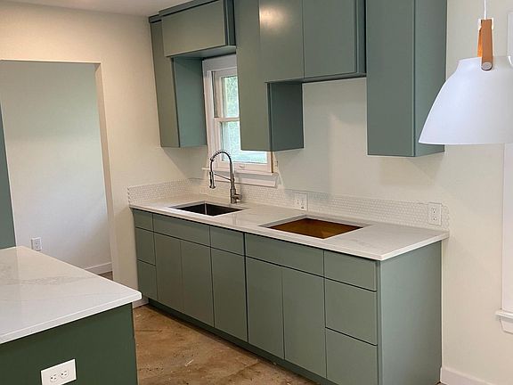 4th image of 239 Brahan Blvd #C