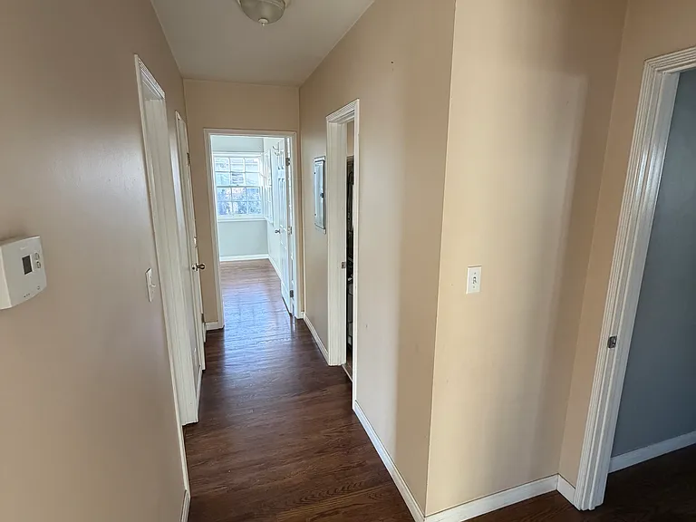 1021 Elm Ave — Photo 8