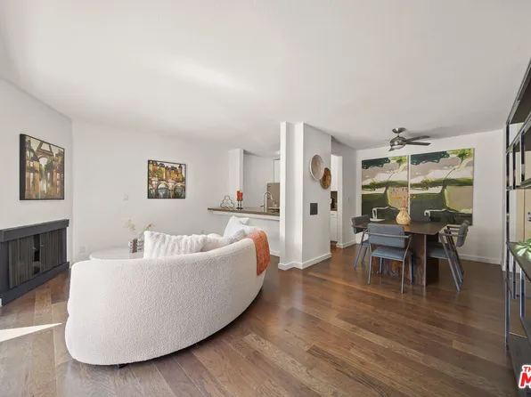 141 S Clark Dr APT 209, Los Angeles, CA 90048
