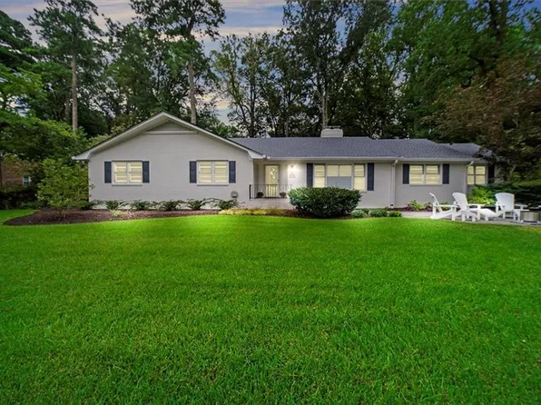 4325 Thoroughgood Dr, Virginia Beach, VA 23455