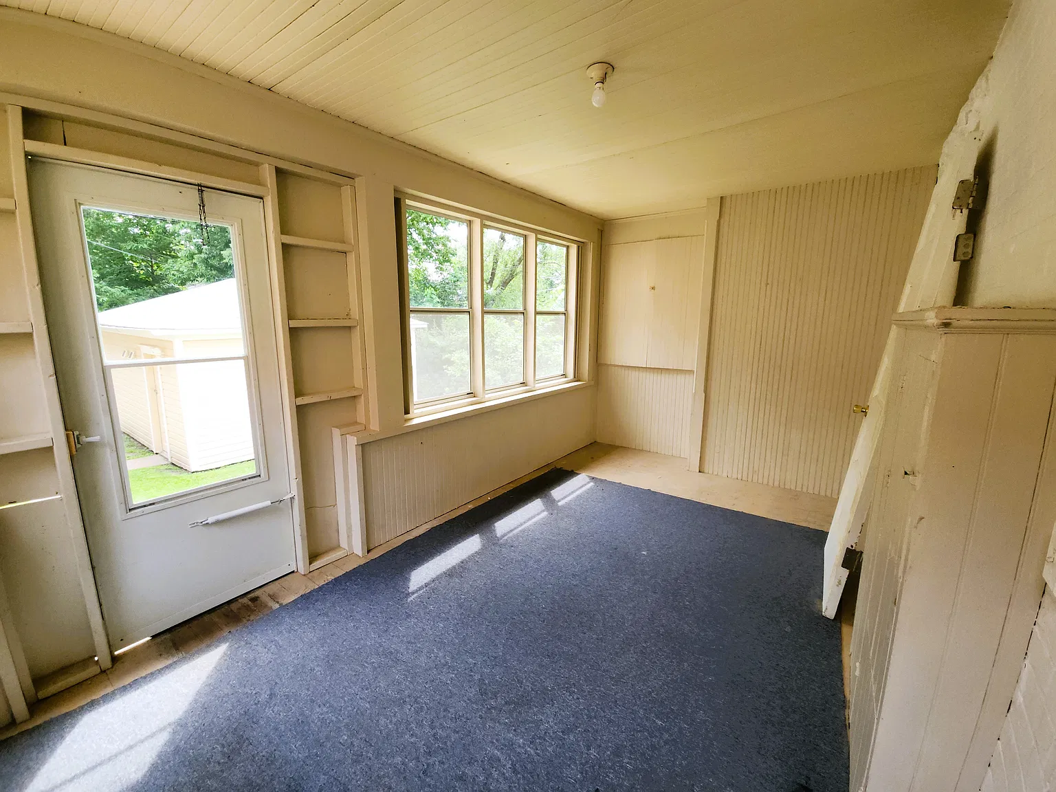 4 bed, 1000 sqft, $1,640 — Photo 4