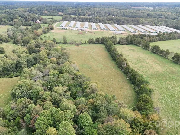 2050 Hermit Trl #3, Newton, NC 28658