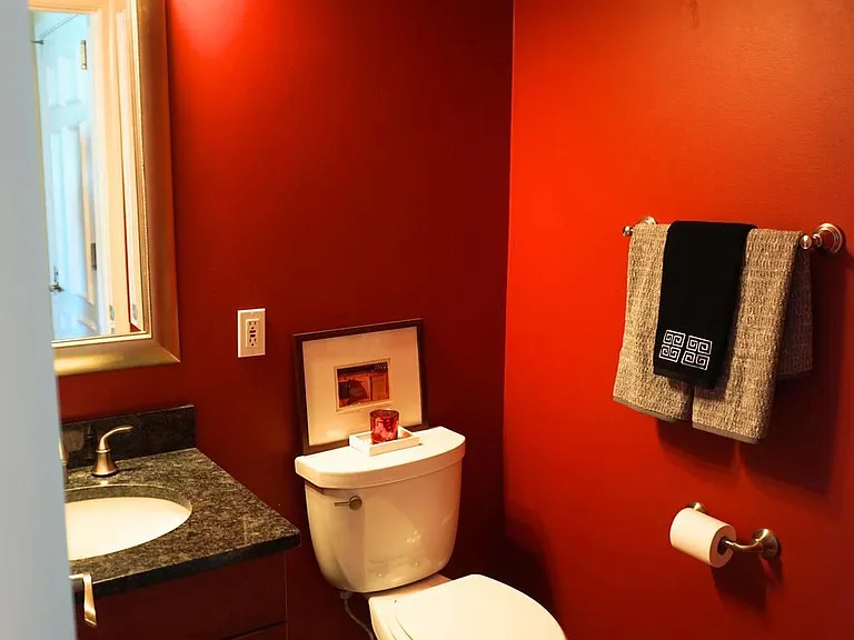 100 Harborview Dr #611 — Photo 28