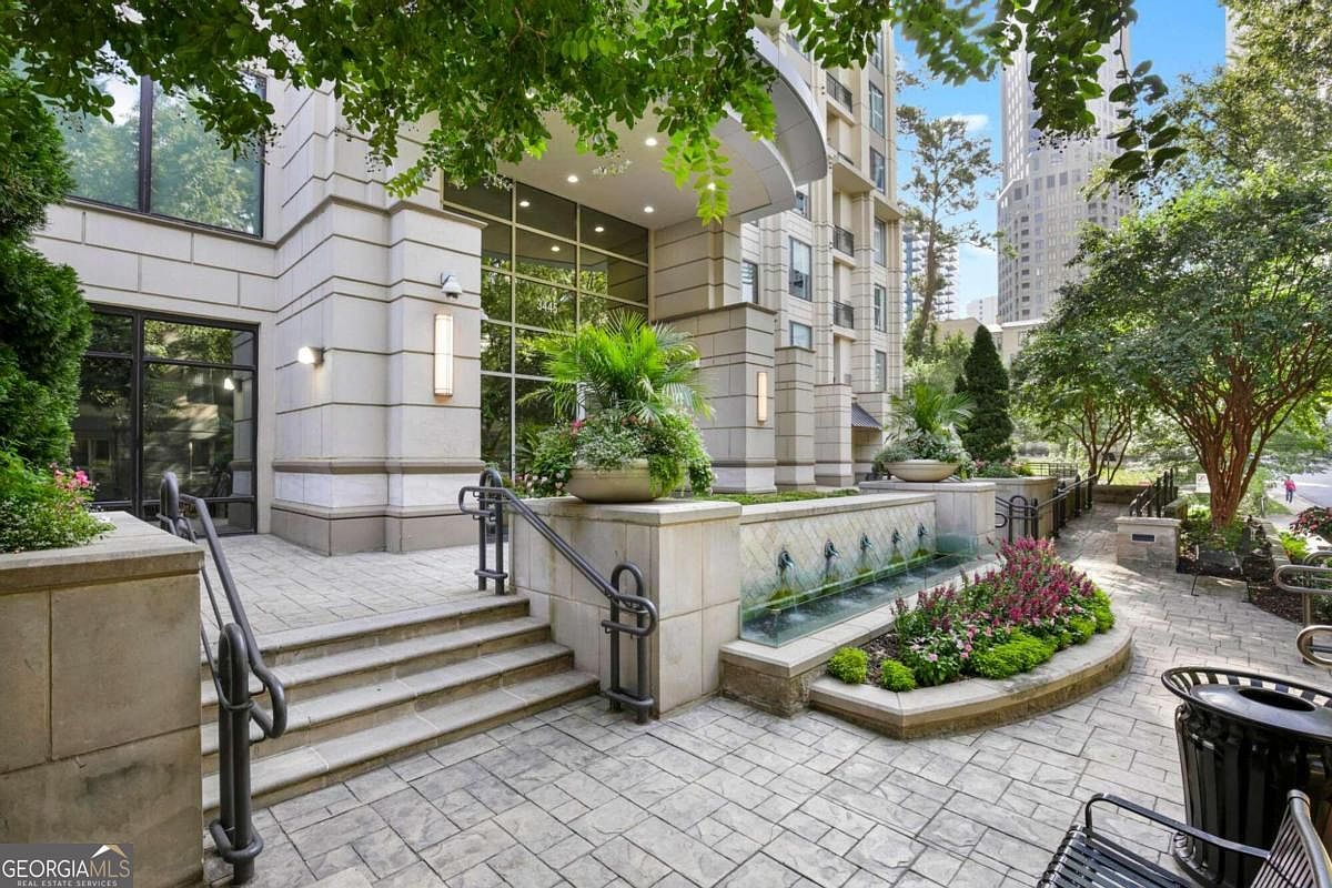 3445 Stratford Rd NE APT 1205, Atlanta, GA 30326 | Zillow