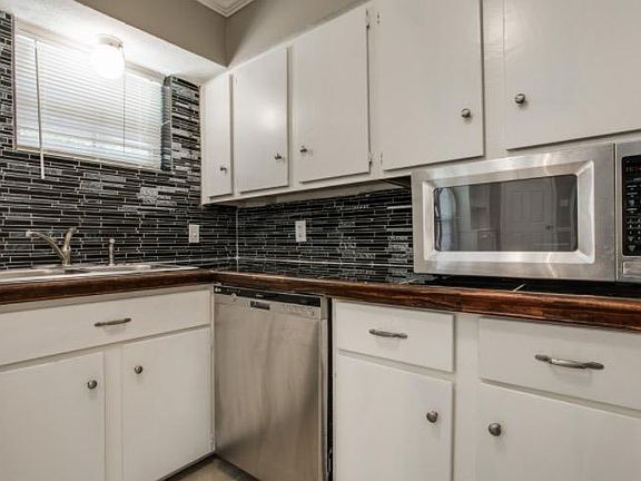 4th image of 3401 Sidney Dr