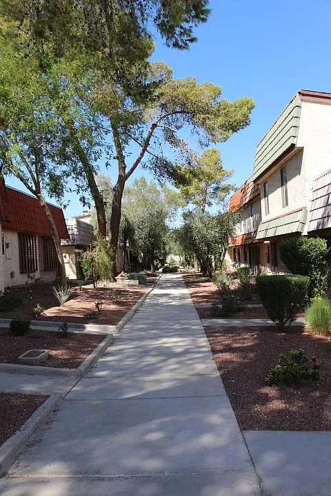 No Showings Until 12/15/25 — Photo 3