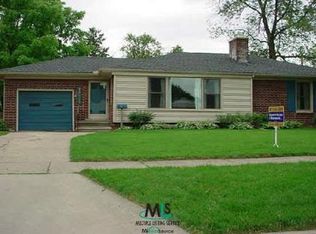 13721 Victoria St, Oak Park, MI 48237