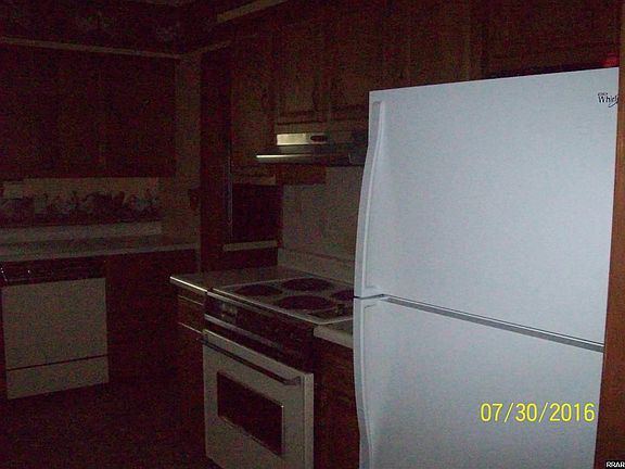 5th image of 924 Gum St