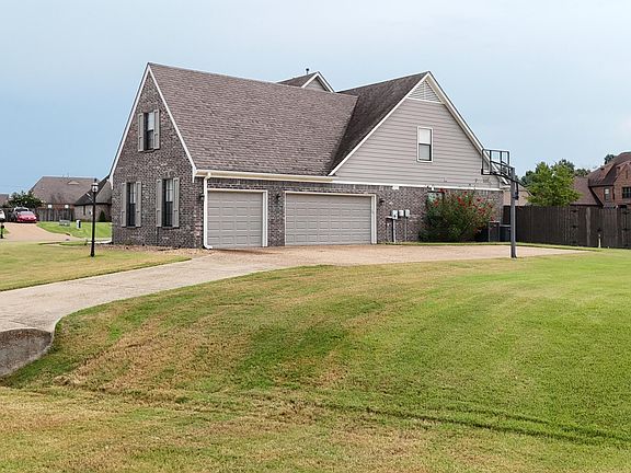 2nd image of 14383 Buttercup Dr