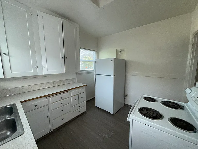 209 S 9th Ave #5 — Photo 9