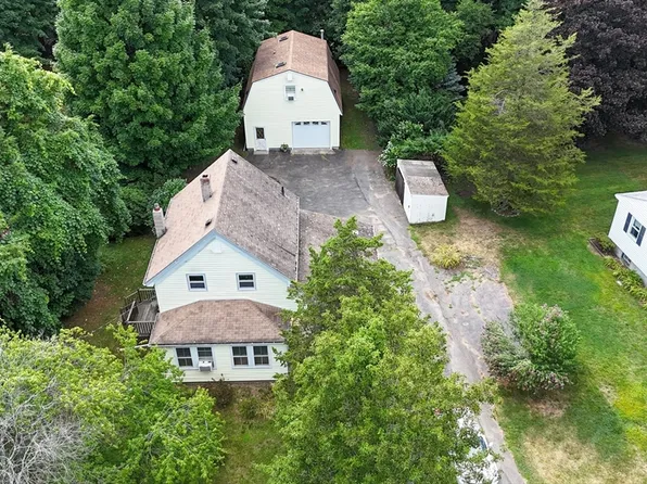 40 Goodale St, Peabody, MA 01960