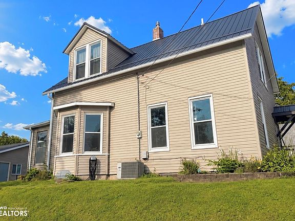 4th image of 1301 Birdie St