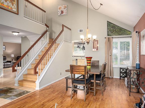4th image of 2412 Mainsail Court