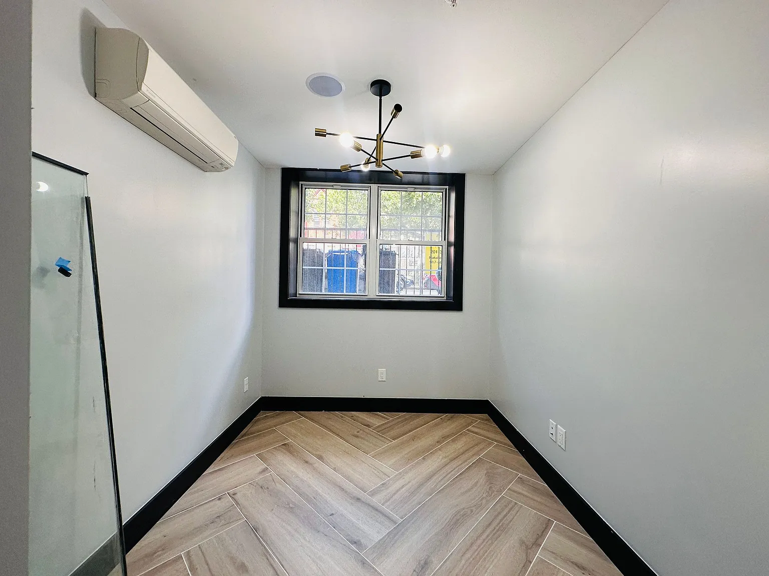 41 Van Wagenen Ave — Photo 4