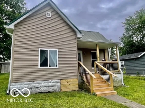 120 W Warren St, Mitchell, IN 47446