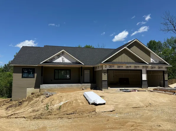N7372 County Road O, River Falls, WI 54022