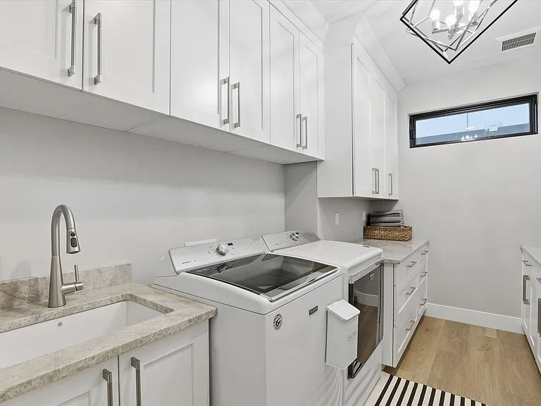2860 W Lumber Ln — Photo 28