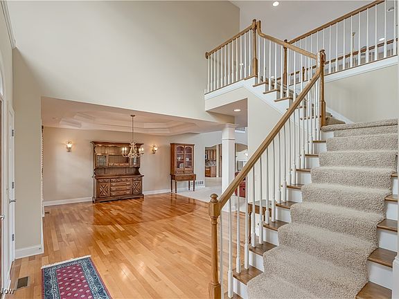 5th image of 8568 Mackenzie Ave NW
