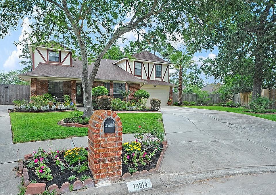 1st image of 19814 Faye Oaks Ct