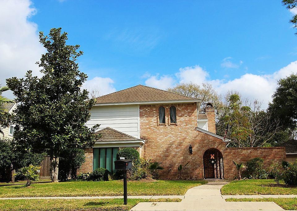 1st image of 11834 Westmere Dr