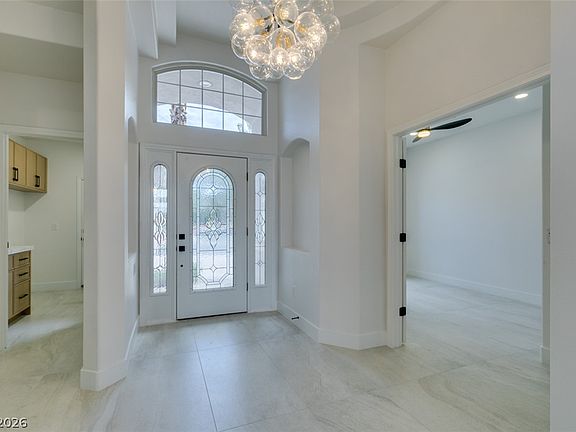 4th image of 483 Indigo Springs St