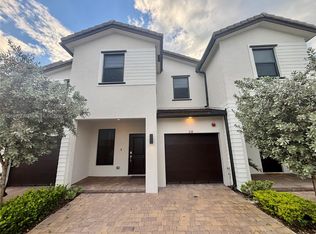 218 SW 159th Ct #218, Hollywood, FL 33027
