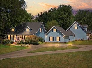 3860 N Gulley Rd, Fayetteville, AR 72703