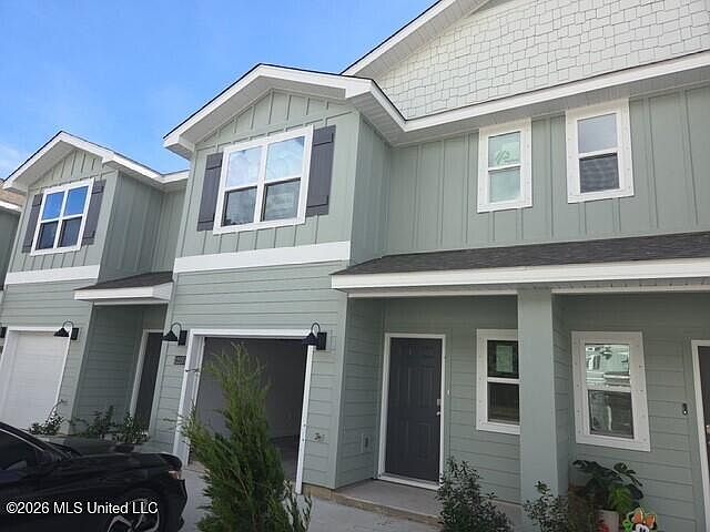 1st image of 12257 Frazier Ln