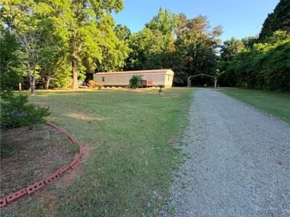 2780 Midway Church Rd, Elon, NC 27244