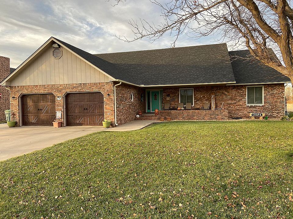 1st image of 901 N Holly Dr