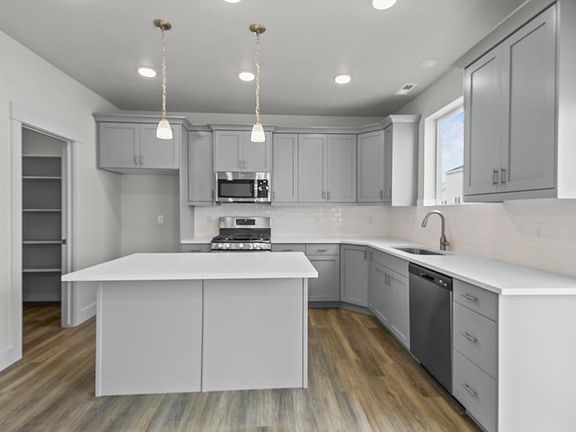 Finished home photos are representational images only. See sales agent for details.