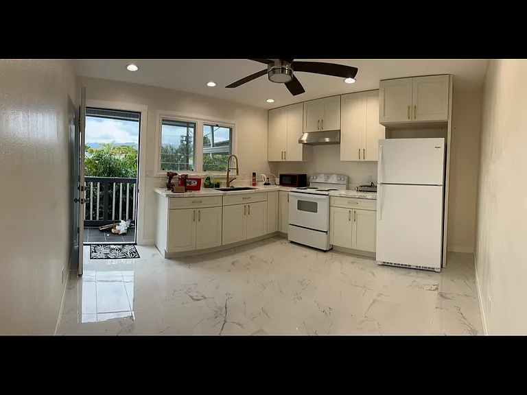 94-1463 Waipahu St #A — Photo 7