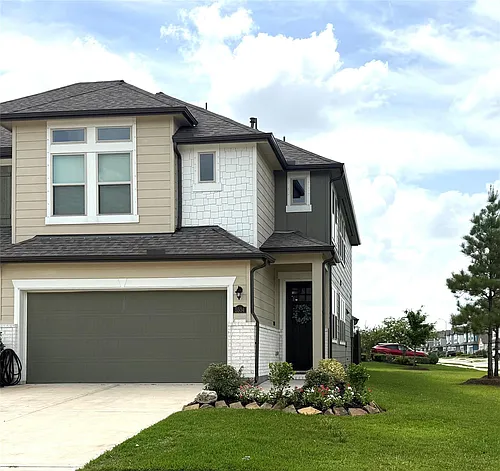 5504 Hyde Park Dr Photo 1