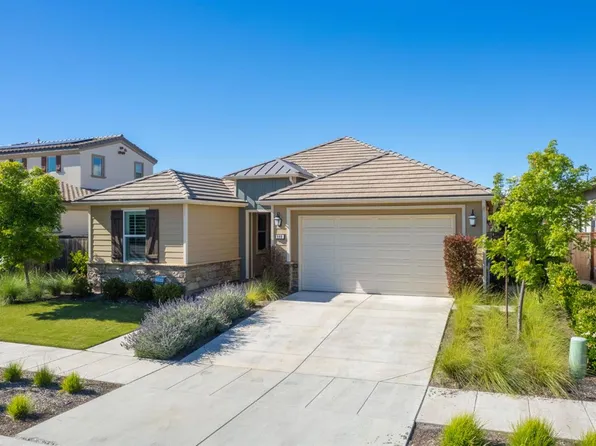 999 Little Canyon Dr, Madera, CA 93636