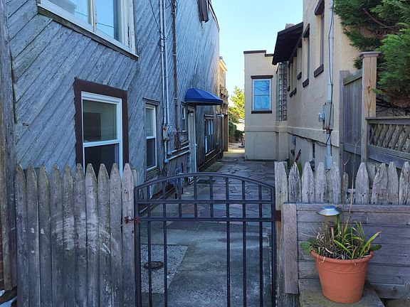 2nd image of 209 N Ocean Ave #3