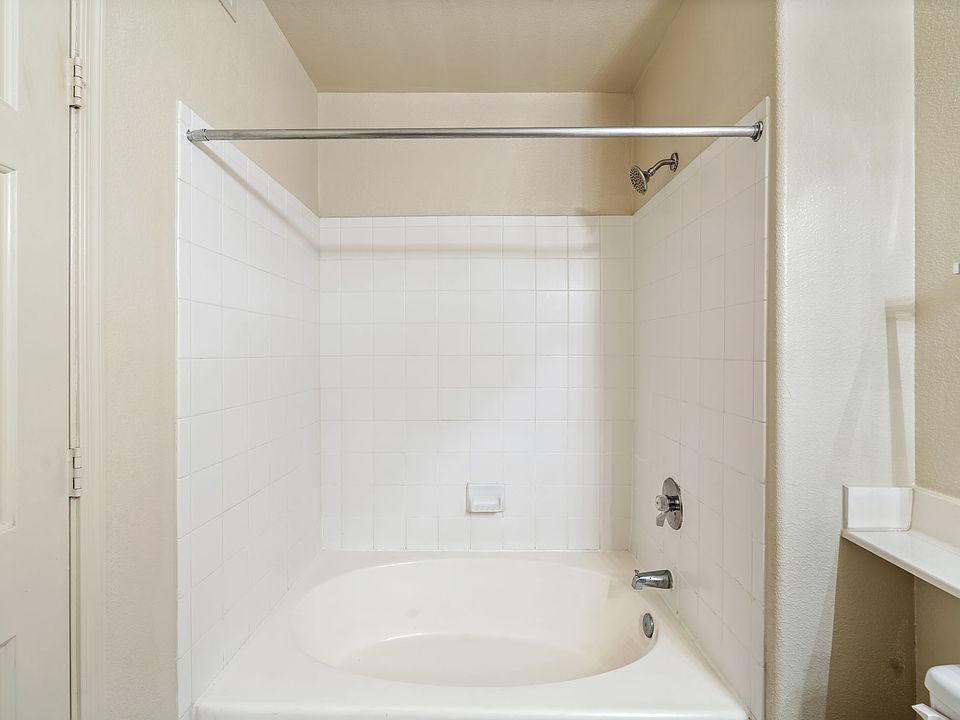 1st image of 20100 N 78th Pl APT 1110