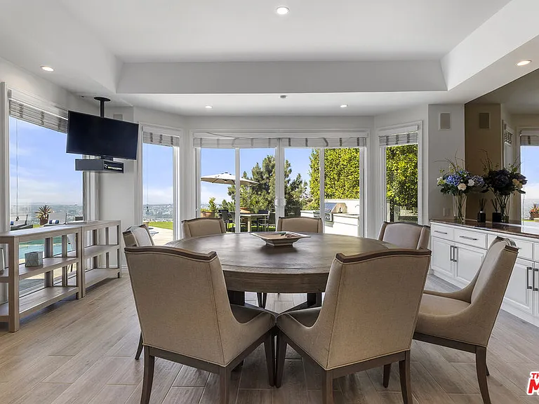 7834 Electra Dr — Photo 18