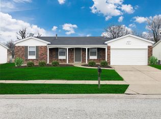 4036 Del Lago Dr, Florissant, MO