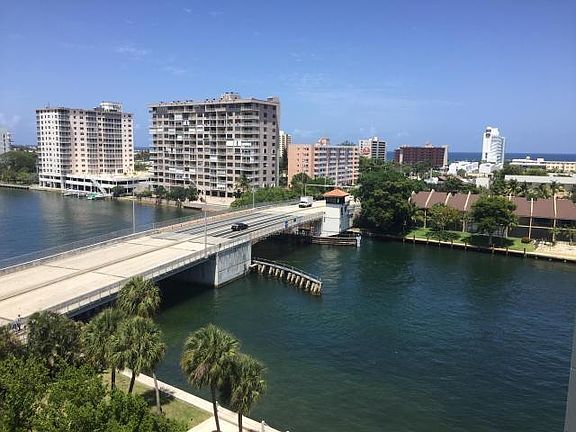 4th image of 2900 NE 14th Street Causeway #406