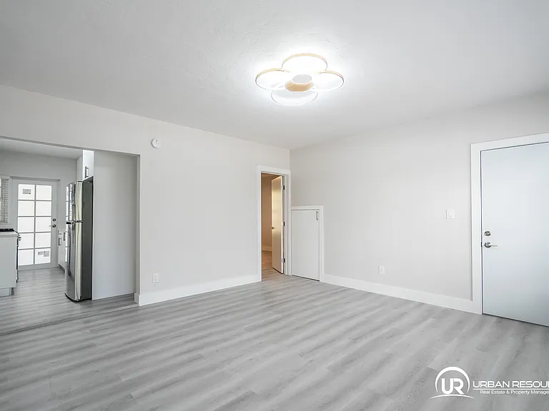 2420 Flamingo Dr #2 — Photo 21