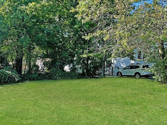 5th image of 1120 Park Ave