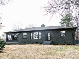 2100 Fernwood Dr, Nashville, TN 37216