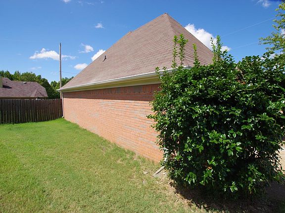 3rd image of 4893 Noel Mission Dr