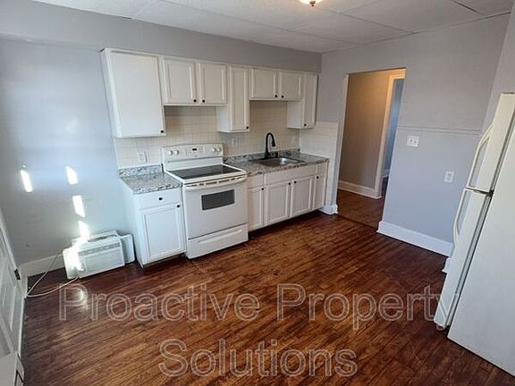 3rd image of 746 River St #748-3