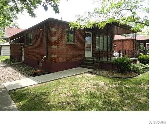 2nd image of 3327 Simmons Ave