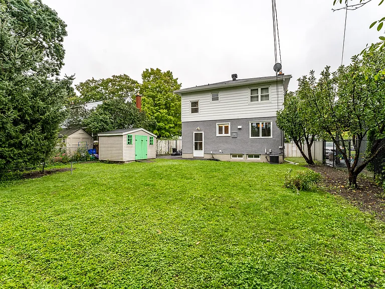 939 Weston Dr #1 — Photo 20