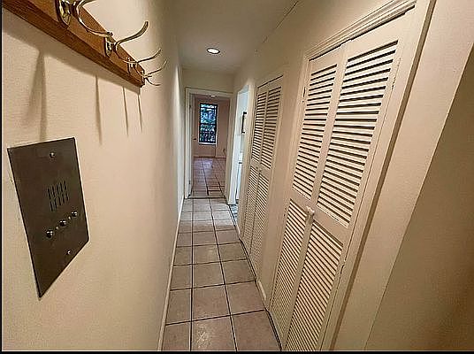 5th image of 109 E 89th St APT 3E