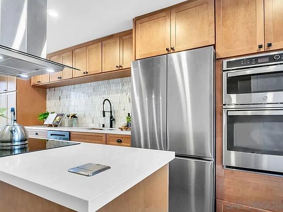 5th image of 1225 Pacific Beach Dr Unit 1O
