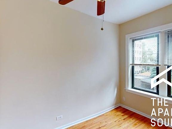 4th image of 5235 N Winthrop Ave #35-5