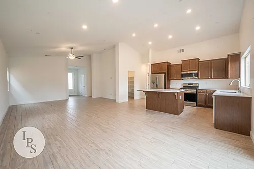 352 N Millard Ave Photo 1
